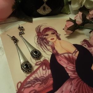 VINTAGE SOLID 925 STERLING SILVER MARCASITE & ONYX POST DANGLE EARRINGS